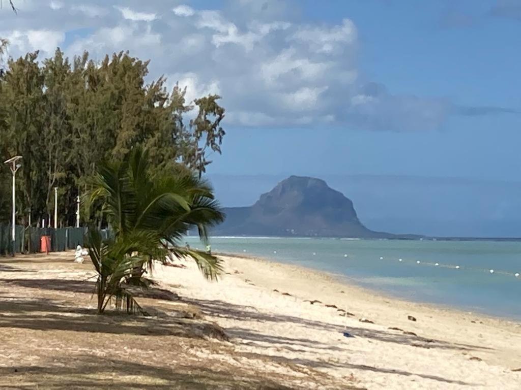 Splendide Penthouse Vue Mer A 5 Mn A Pied De La Plage Flic-en-Flacq 外观 照片